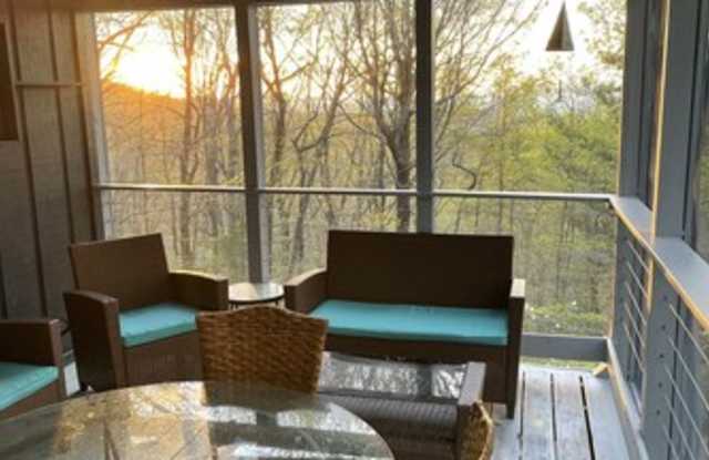 226 Mountain View Court Gallery 4
