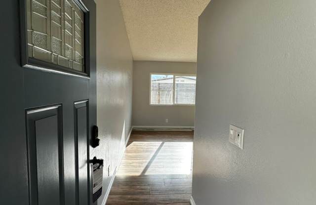 2bd / 1ba Home - Bayless St. (92557) Gallery 4