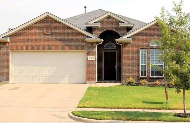 2101 Trina Drive - 2101 Trina Drive, Fort Worth, TX 76131