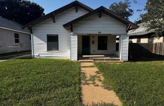 509 E FOURTH STREET - 509 East 4th Street, Burkburnett, TX 76354