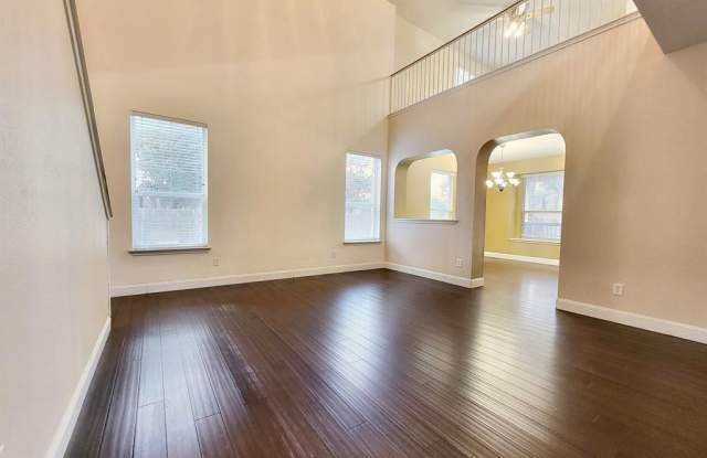 3747 Castle Rock Drive Gallery 4
