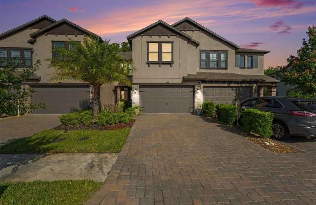 5054 SAN MARTINO Drive Gallery 2