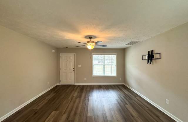 Well-Maintenance 4 Bed 2.5 Bath Hoke County Home Gallery 4