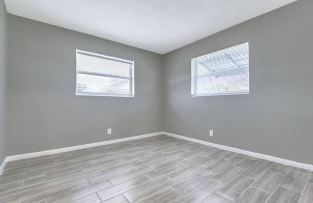 1300 Alho Drive Gallery 3