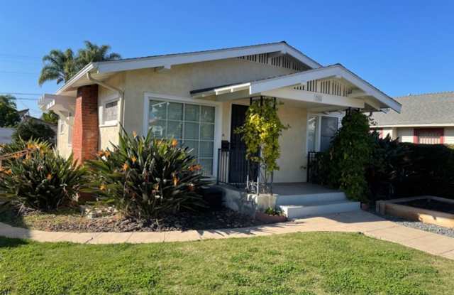 2 Bedroom 1 Bath Craftsman photos photos