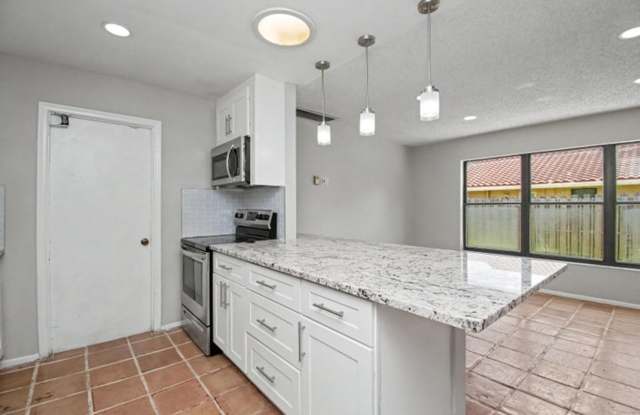 7407 SILVER WOODS Court, Boca Raton  (Unincorporated) , FL 33433 - 3317 Gallery 4