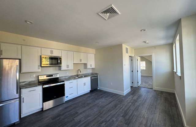 8 Main St photos photos