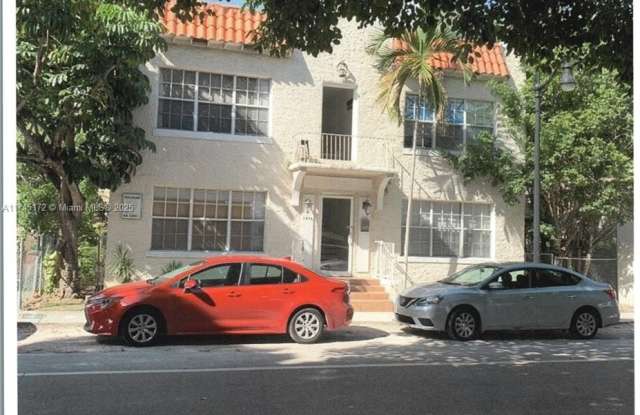 1874 SW 3rd Ave photos photos