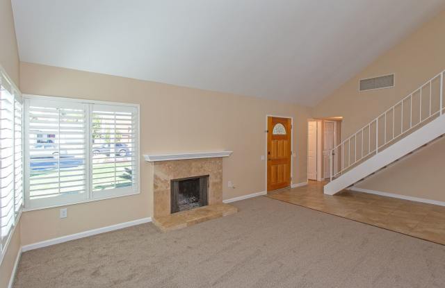 Wonderful 4 bedroom home in San Marcos! - 1027 Hazen Drive, San Marcos, CA 92069