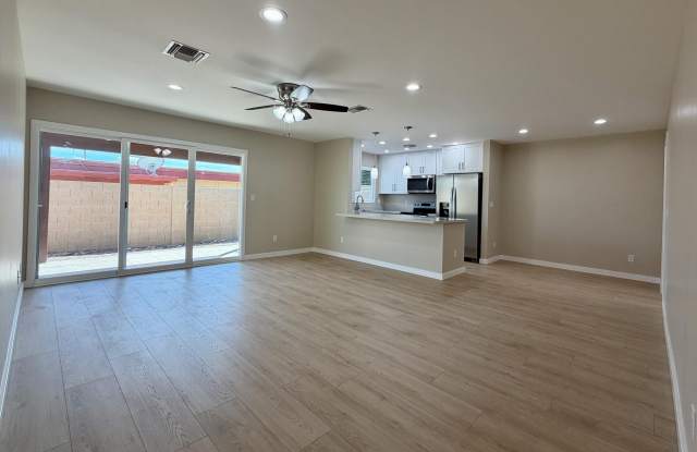 2507 E VILLA MARIA Drive Gallery 3