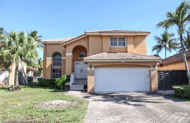 985 NW 132nd Ct photos photos