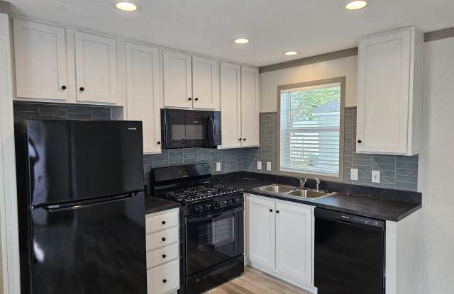 2316 Birch St photos photos 2316 Birch St photos photos