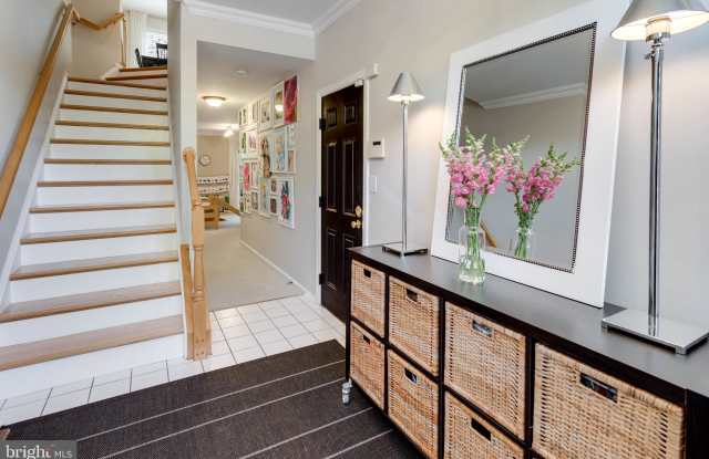 42969 BEACHALL STREET Gallery 2