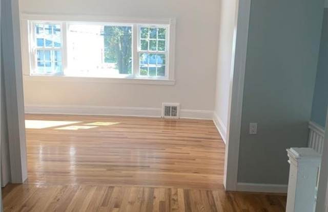35 Barnum Terrace Gallery 3