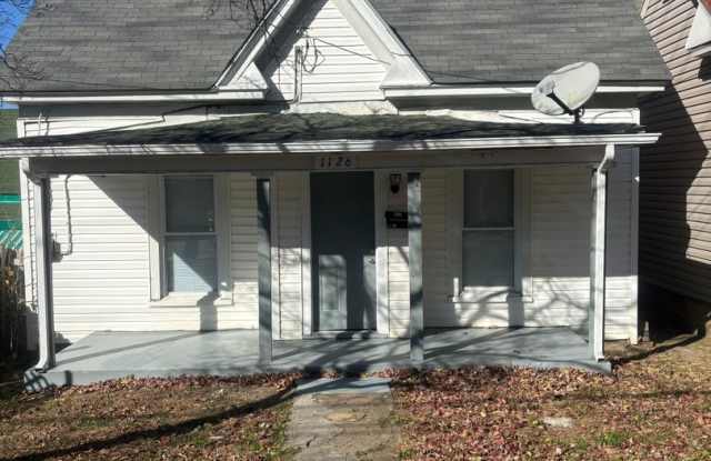 2 bedroom 1 bathroom House - 1126 Tazewell Avenue Southeast, Roanoke, VA 24013