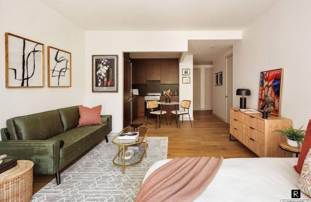 540 W 28th Street unit: 4-A Gallery 2
