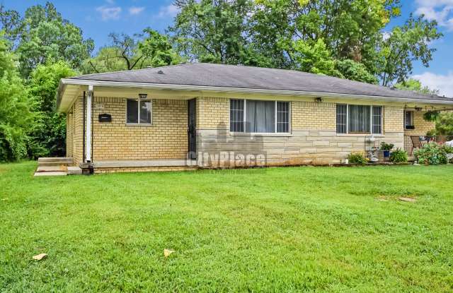 1215 Taylor Dr E photos photos