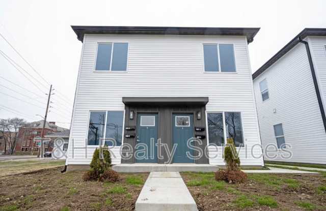 2810 East Michigan Street photos photos