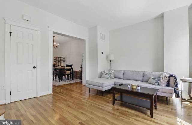 2714 10TH STREET NE photos photos