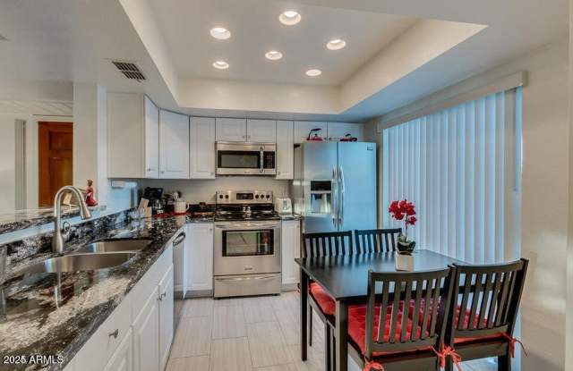 9450 N 94TH Place unit: 210 photos photos 9450 N 94TH Place unit: 210 photos photos