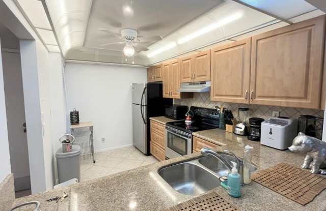 1 Royal Palm Way - 1 Royal Palm Way, Boca Raton, FL 33432