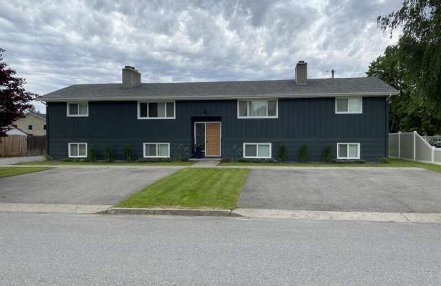 102 East Hattie Avenue - 3 photos photos