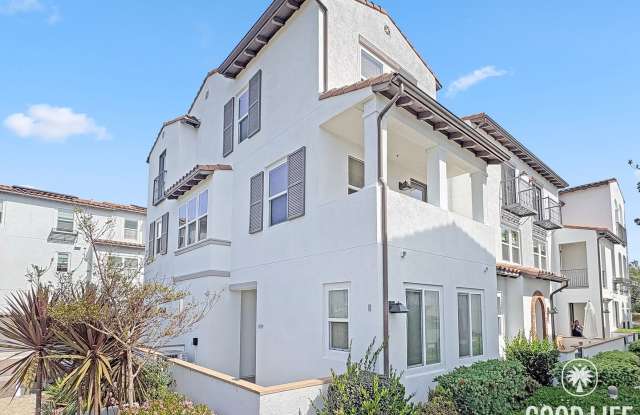 New La Costa Townhome with Resort-Style Grounds in Prime Carlsbad Location photos photos