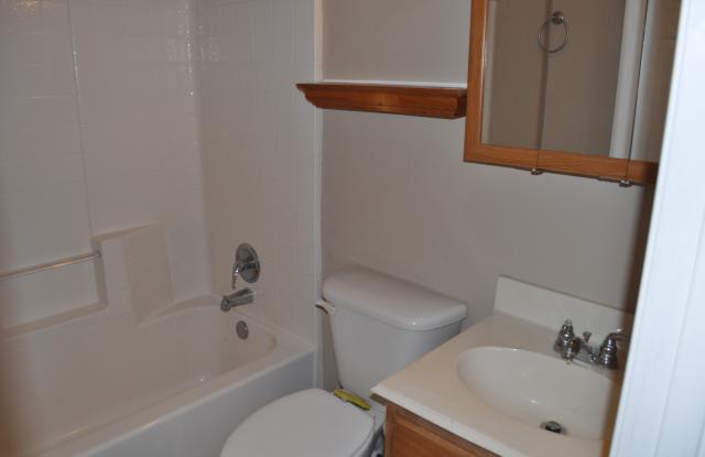 705 Katy Ln - 705 Katy Lane, Whitewright, TX 75491