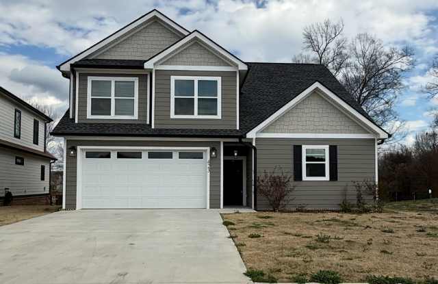 Beautiful 3 Bed, 2.5 Bath, 2 Car Garage - Community Pool  Walking Trail! photos photos