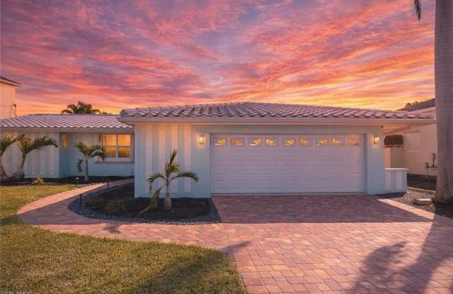 11 Palmview Blvd photos photos