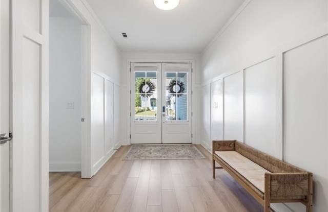 5045 Reserve Drive Gallery 3