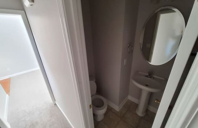 9218 Simonton Drive Gallery 2