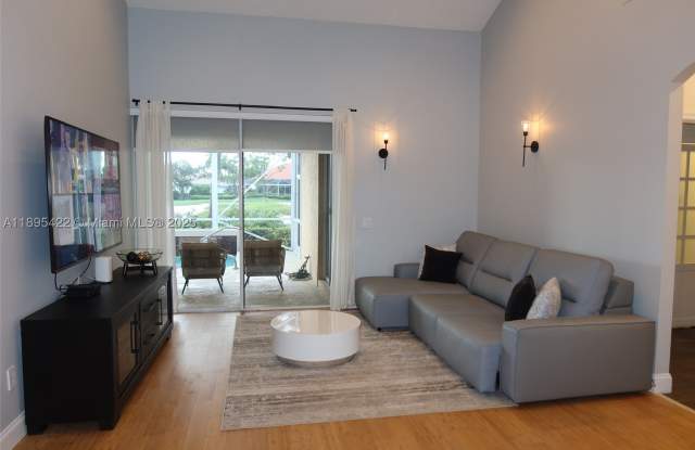 8189 Sandpiper Way Gallery 4