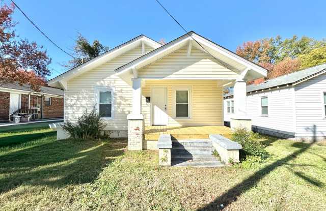 UNCG area 2 BR - 129 Poe Street, Greensboro, NC 27403