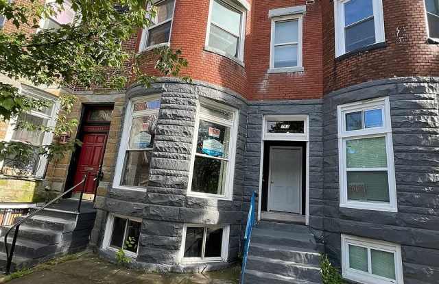703 Newington Ave Gallery 3