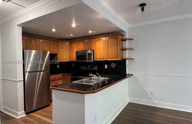 680 Miller Dr Gallery 3