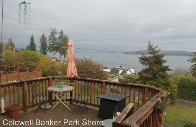 1888 Yukon Harbor - 1888 Yukon Harbor Road Southeast, Manchester, WA 98366
