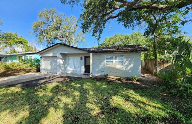 Charming 2 Bed 2 Bath Beachside Home - 798 11th Avenue, New Smyrna Beach, FL 32169