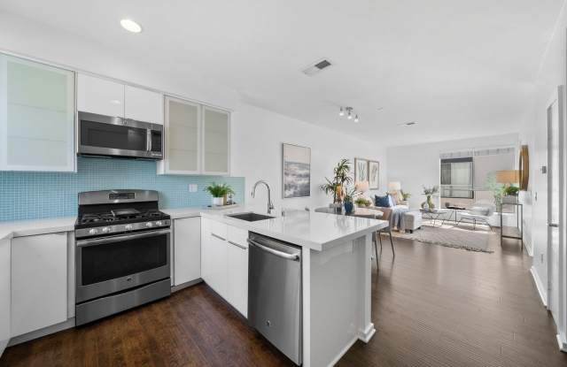 3 bedroom 3.5 bath - Townhouse for rent photos photos