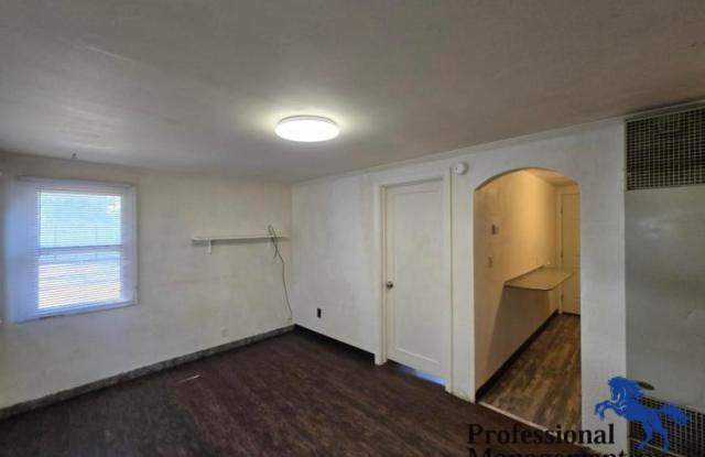 829 Howard Ave. Gallery 3