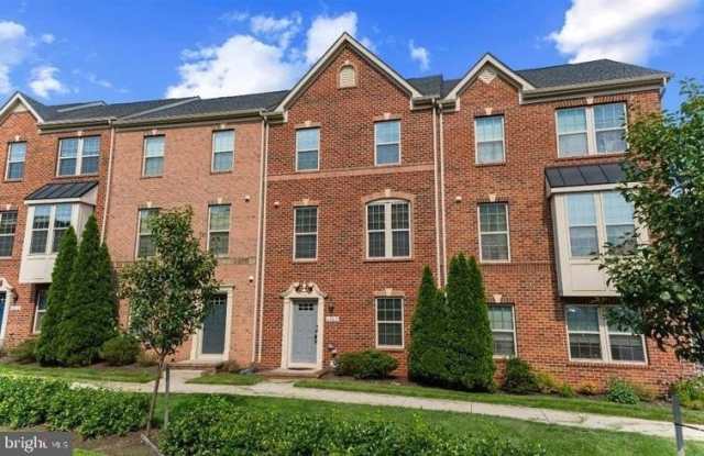 4662 HUDSON ST photos photos 4662 HUDSON ST photos photos
