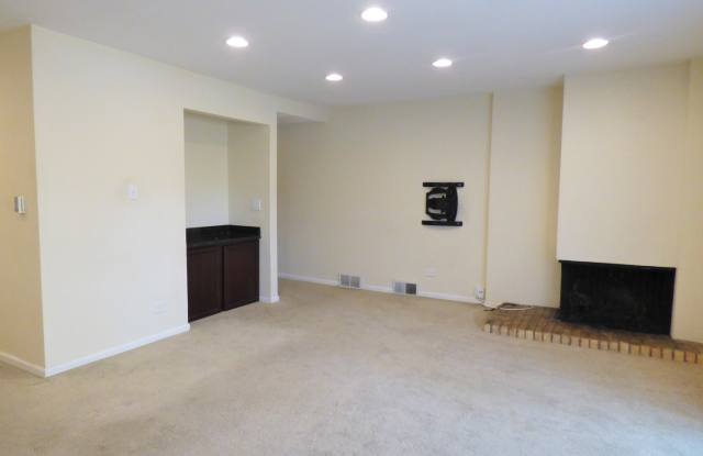 1624 Waxwing Court Gallery 2