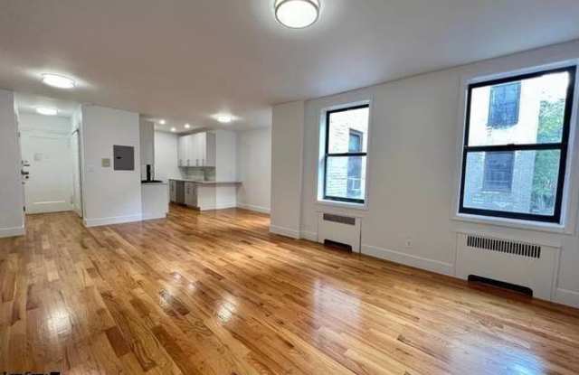 2546 E 13th St Gallery 1