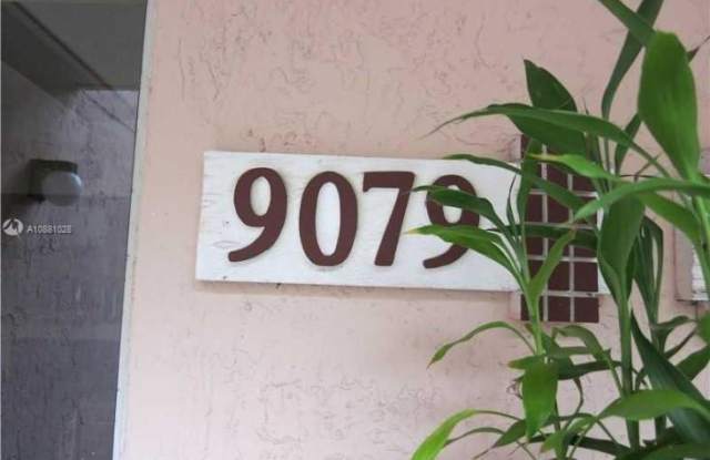 9079 SW 138th Pl Gallery 3