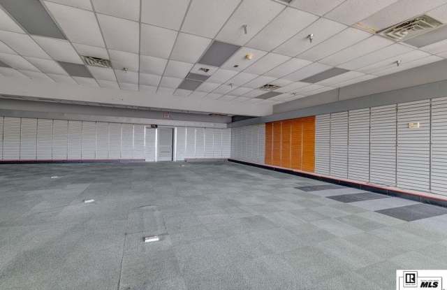 2039 E MADISON AVENUE Gallery 3