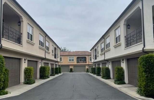 32 Mission Bell - 32 Mission Bell, Irvine, CA 92620 32 Mission Bell - 32 Mission Bell, Irvine, CA 92620