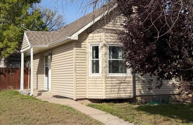 DOG FRIENDLY, 2 BEDROOM, 2 BATHROOM SUN VALLEY TOWNHOME Gallery 1