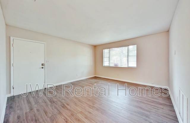 2932 Searchwood Dr Gallery 4