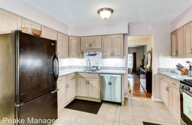422 N. Park Dr. Gallery 4