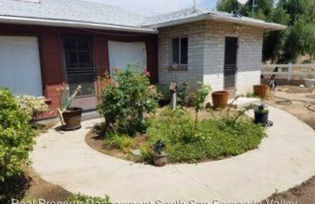 9768 La Tuna canyon Gallery 2
